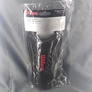Nip Pair of Wilson WSP2000 Shin Guards youth